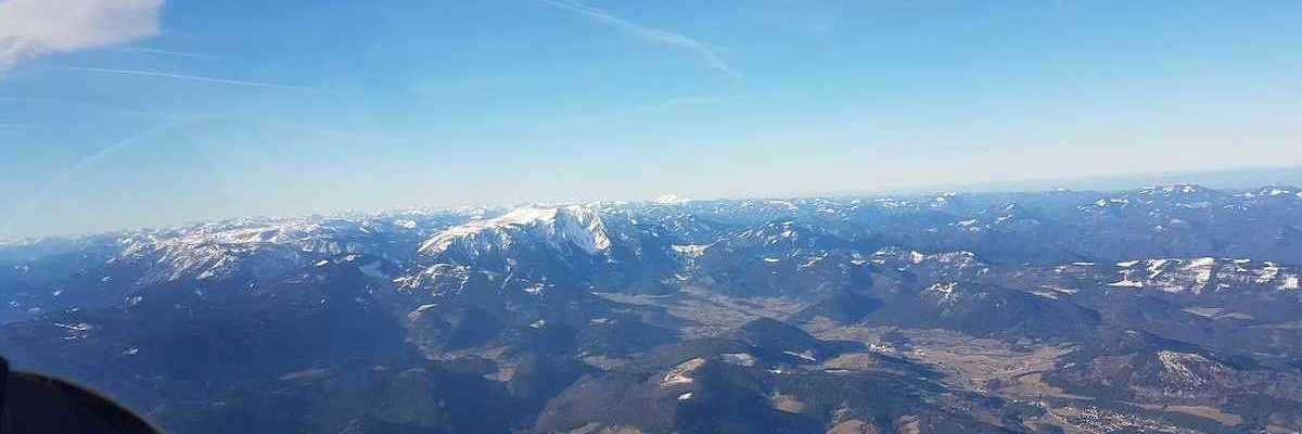 Flugwegposition um 10:34:51: Aufgenommen in der Nähe von Gemeinde Würflach, 2732, Österreich in 2300 Meter
